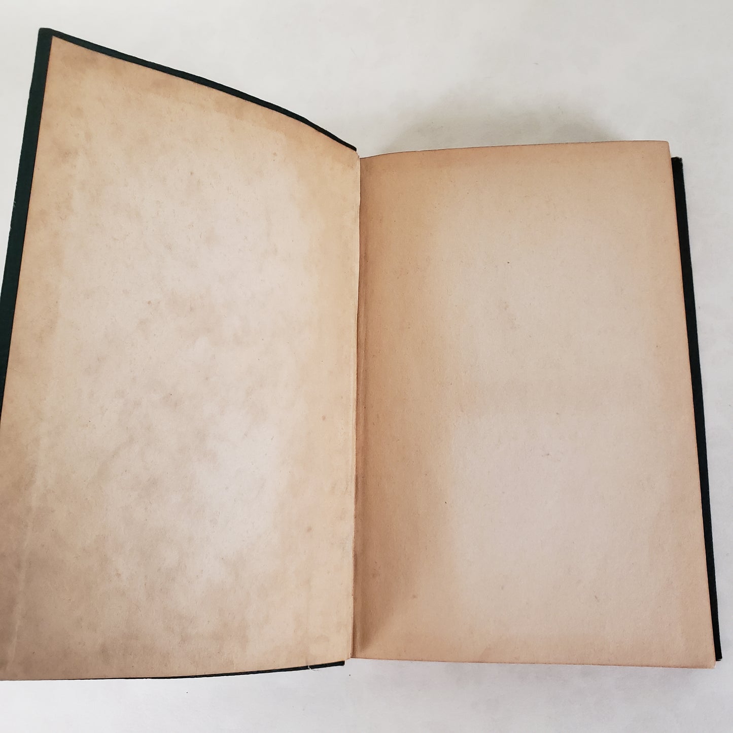 The War In the Air - 1918 Modern Library Boni & Liveright Flexibound Leatherette