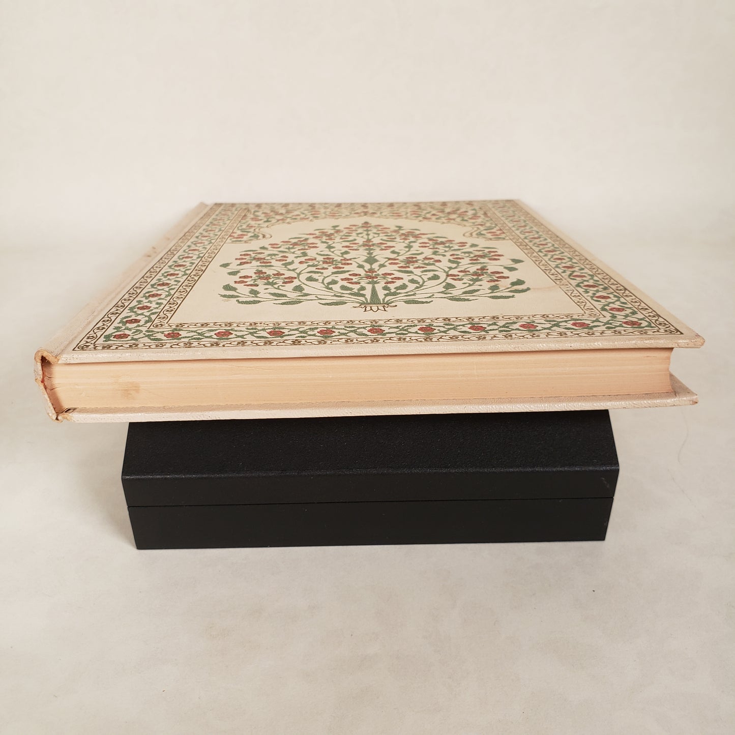 The Rubaiyat of Omar Khayyam - Illustrated 1952 Hardcover