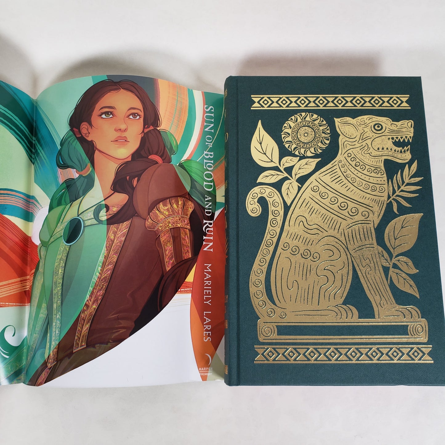 Sun of Blood and Ruin - Fairyloot Exclusive Edition Hardcover