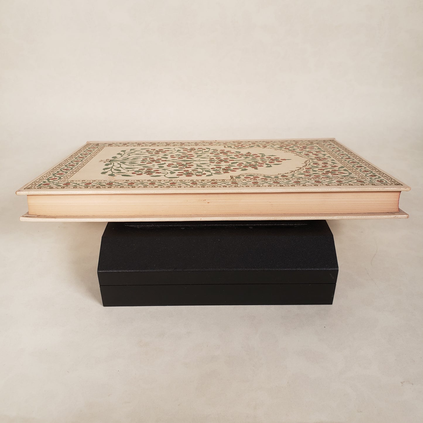 The Rubaiyat of Omar Khayyam - Illustrated 1952 Hardcover