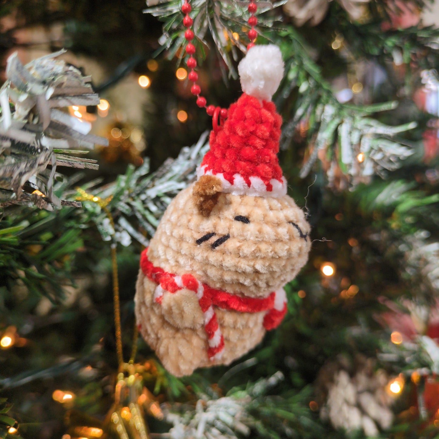 Handmade Crochet Candy Cane Capybara Ornament/Keychain