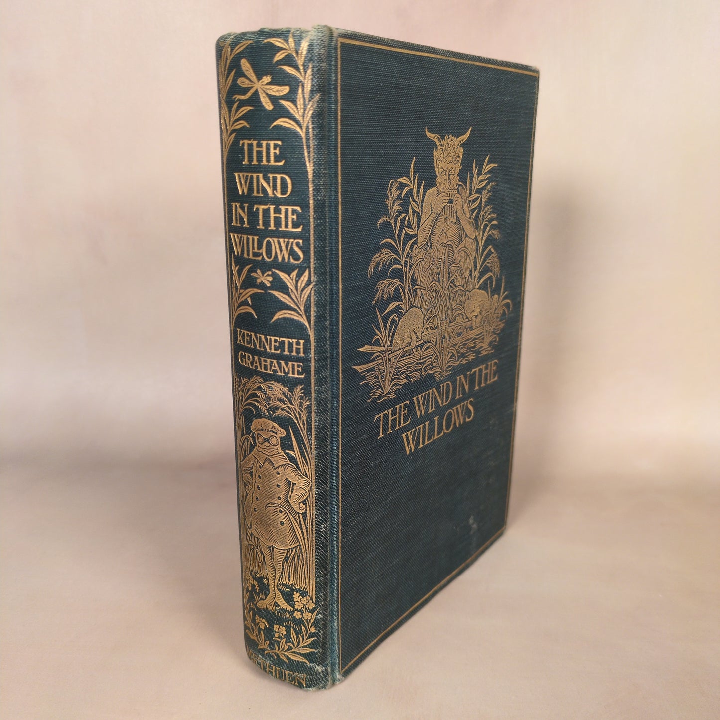 The Wind in the Willows (1908 Second Edition)