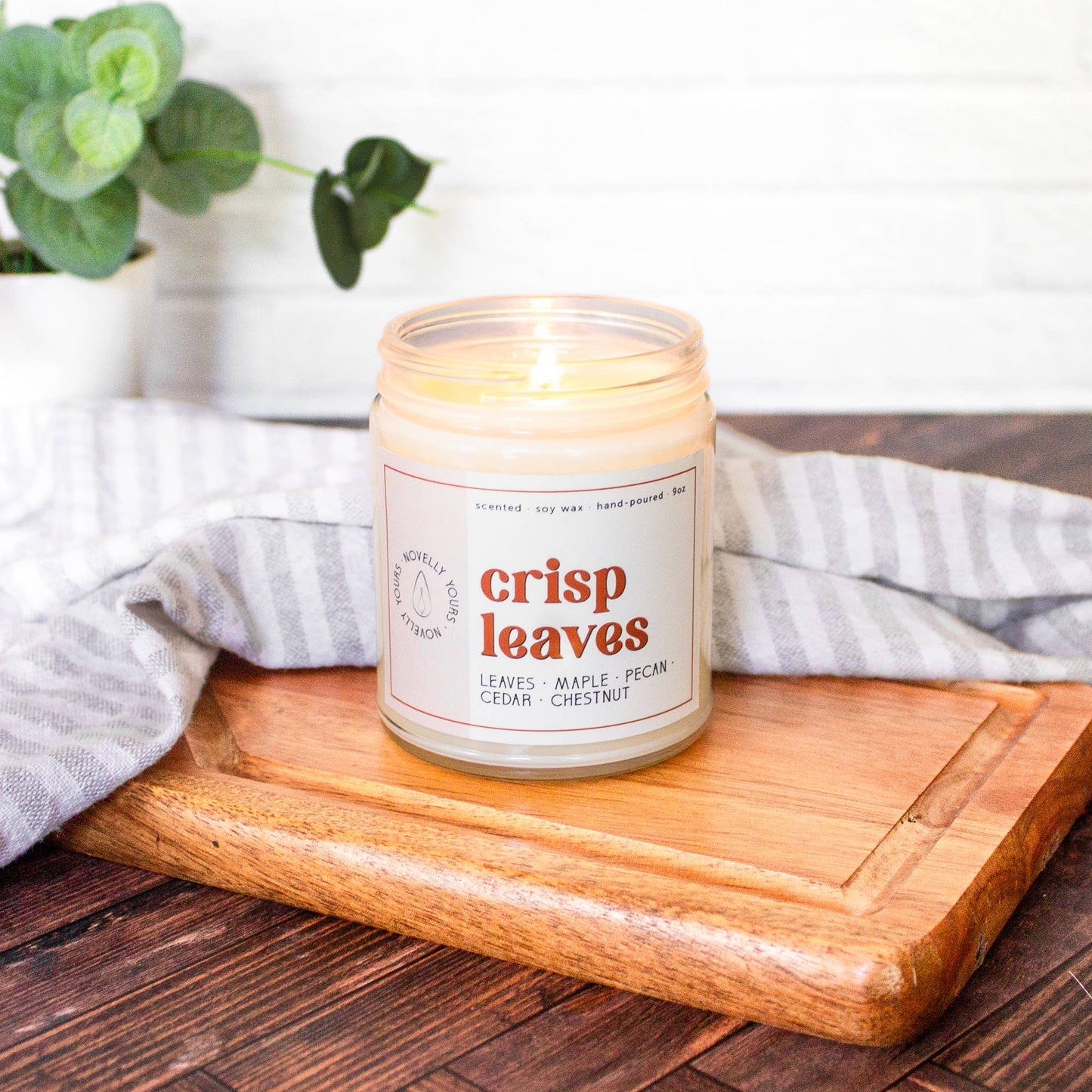 Crisp Leaves Candle